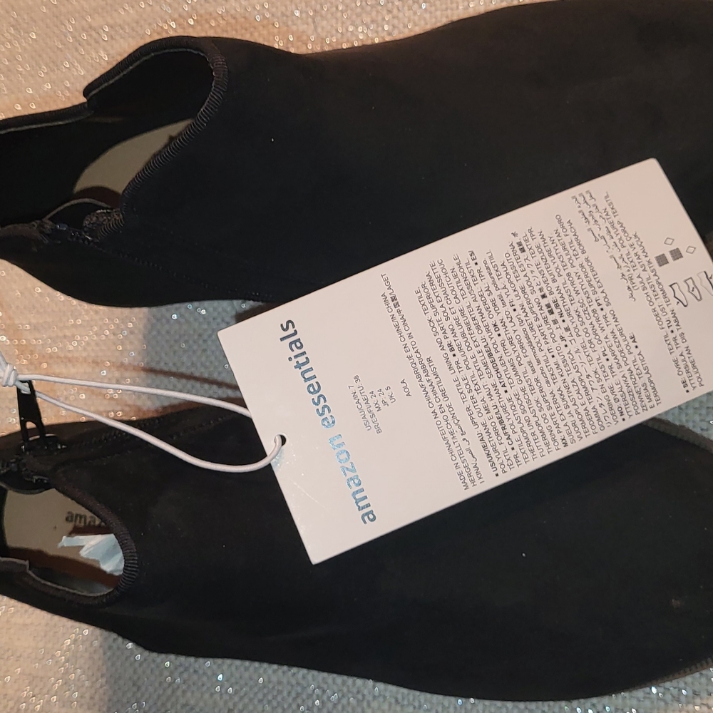 Amazon Essentials Booties - Picture 2 of 4